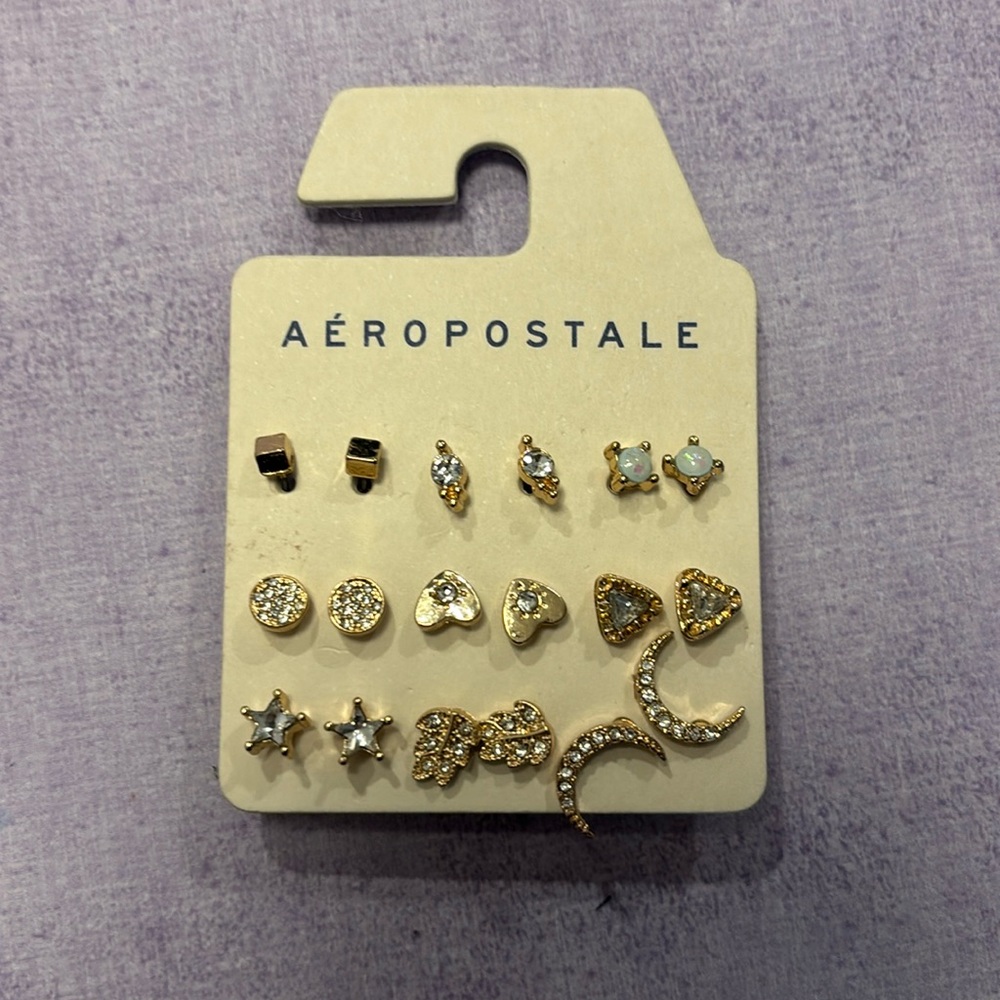 Aeropostale earring set, featuring 14 pairs